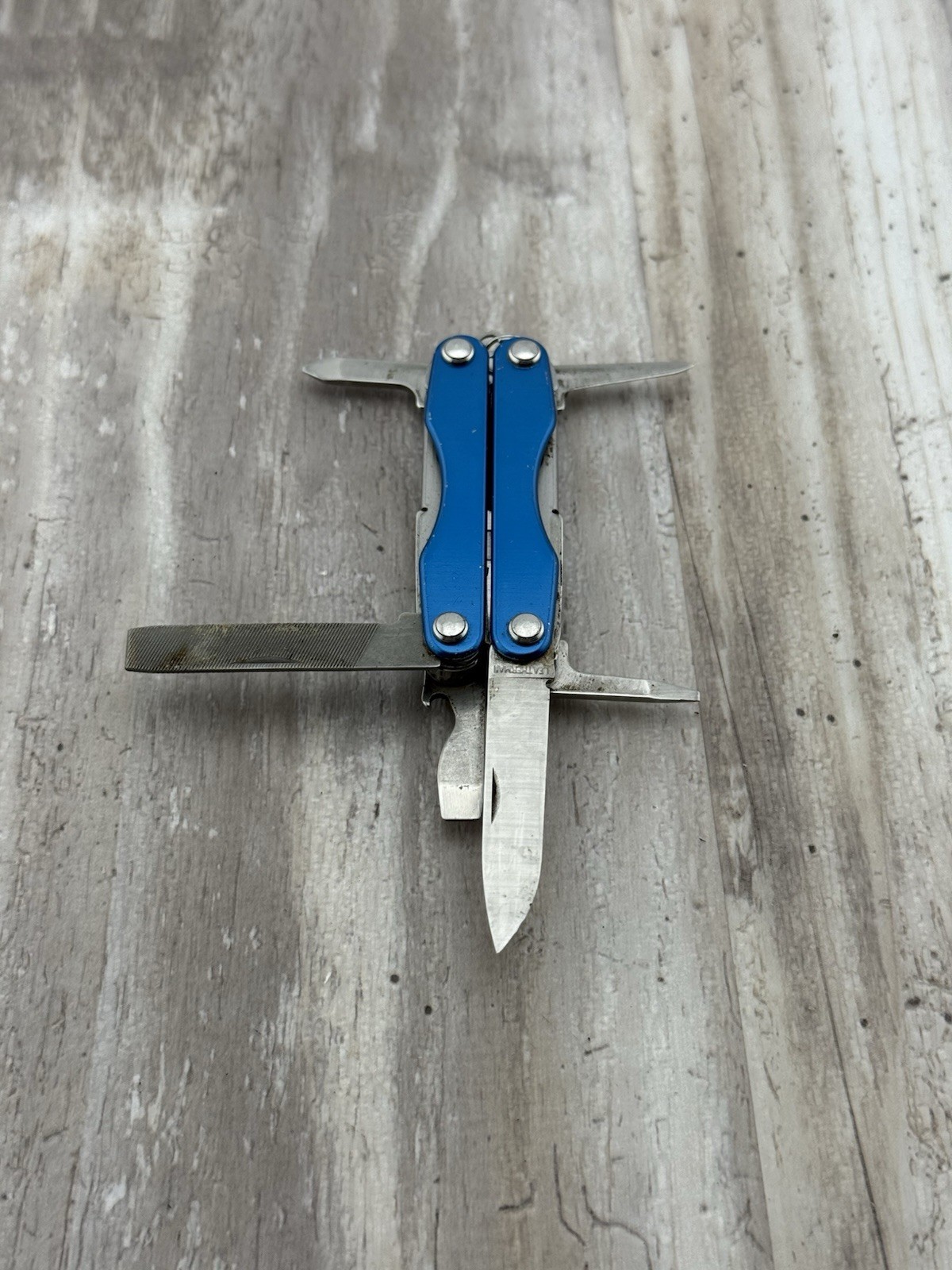Leatherman Squirt P4 Multi-Tool, Key Ring, Retired, Blue