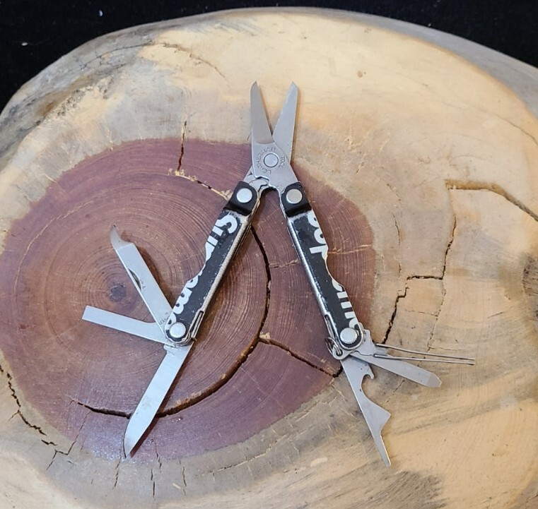 RARE Collectible Leatherman SUPREME MICRA Multi Tool Multitool Knife Black – 220