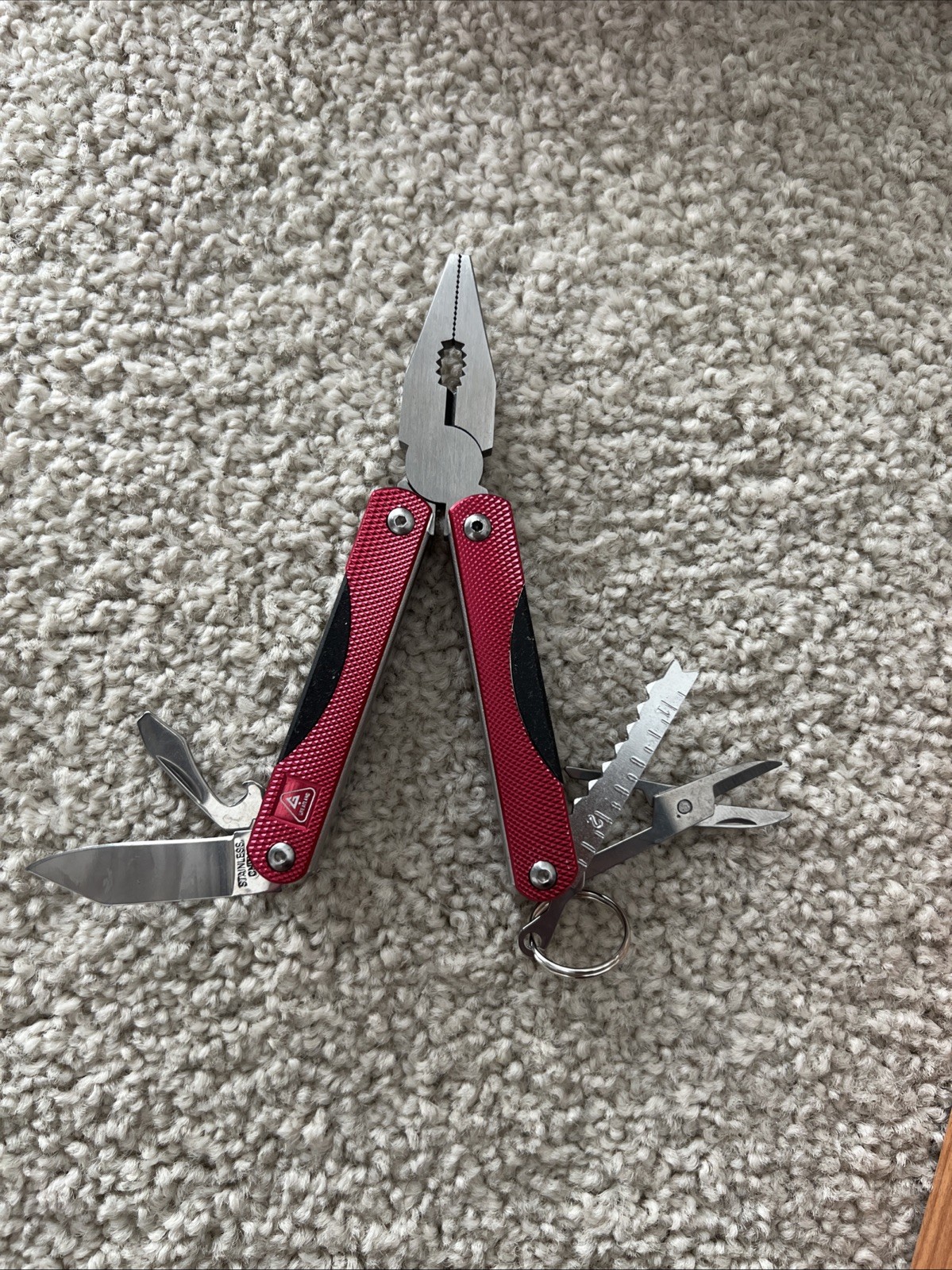 Multitool Knife w/ Pliers, Saw, Scissors – Red – Gift Box