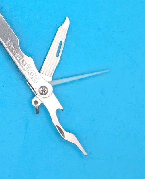 SOG Crosscut Multitool Knife!