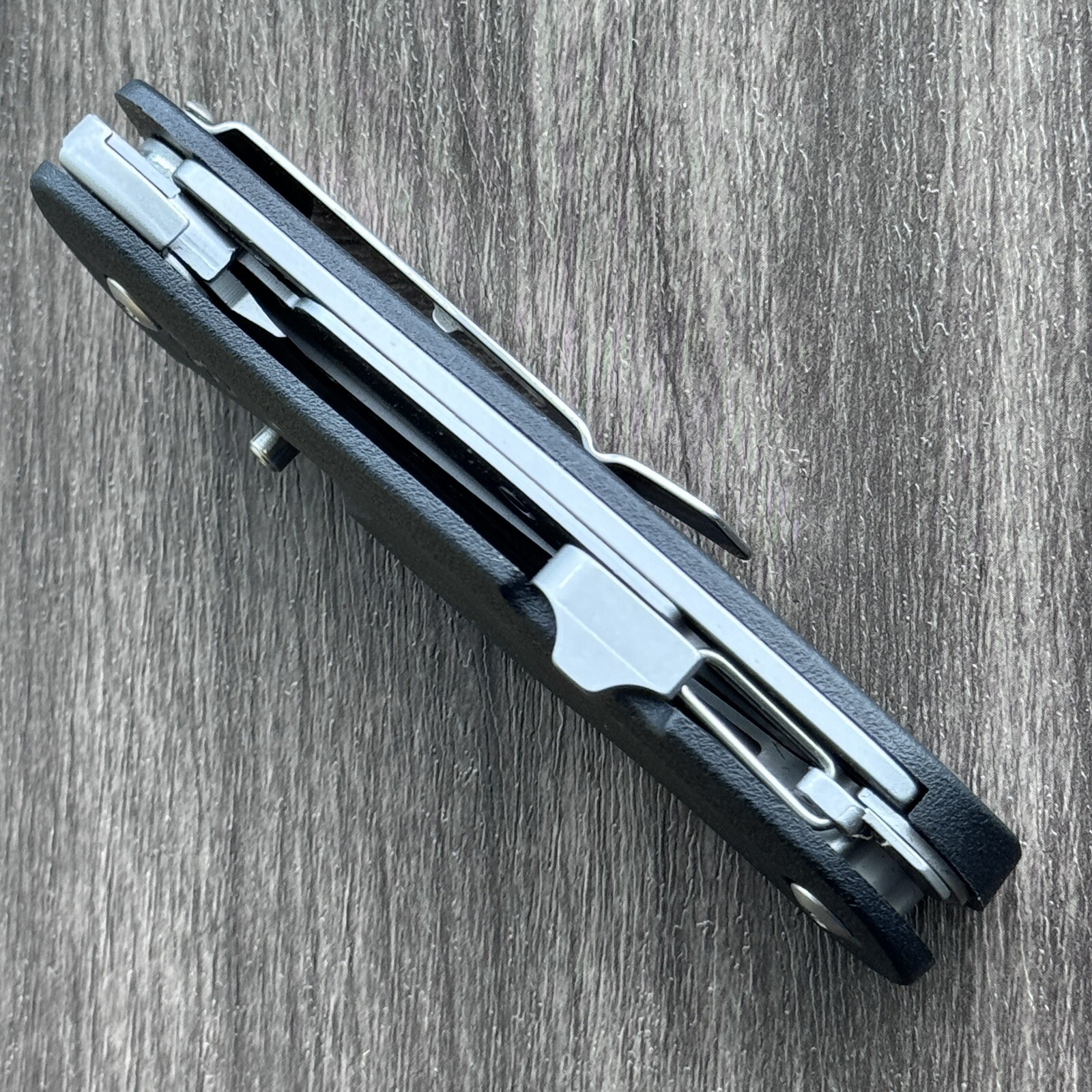 Leatherman c33BX locking liner multitool Product code 860321