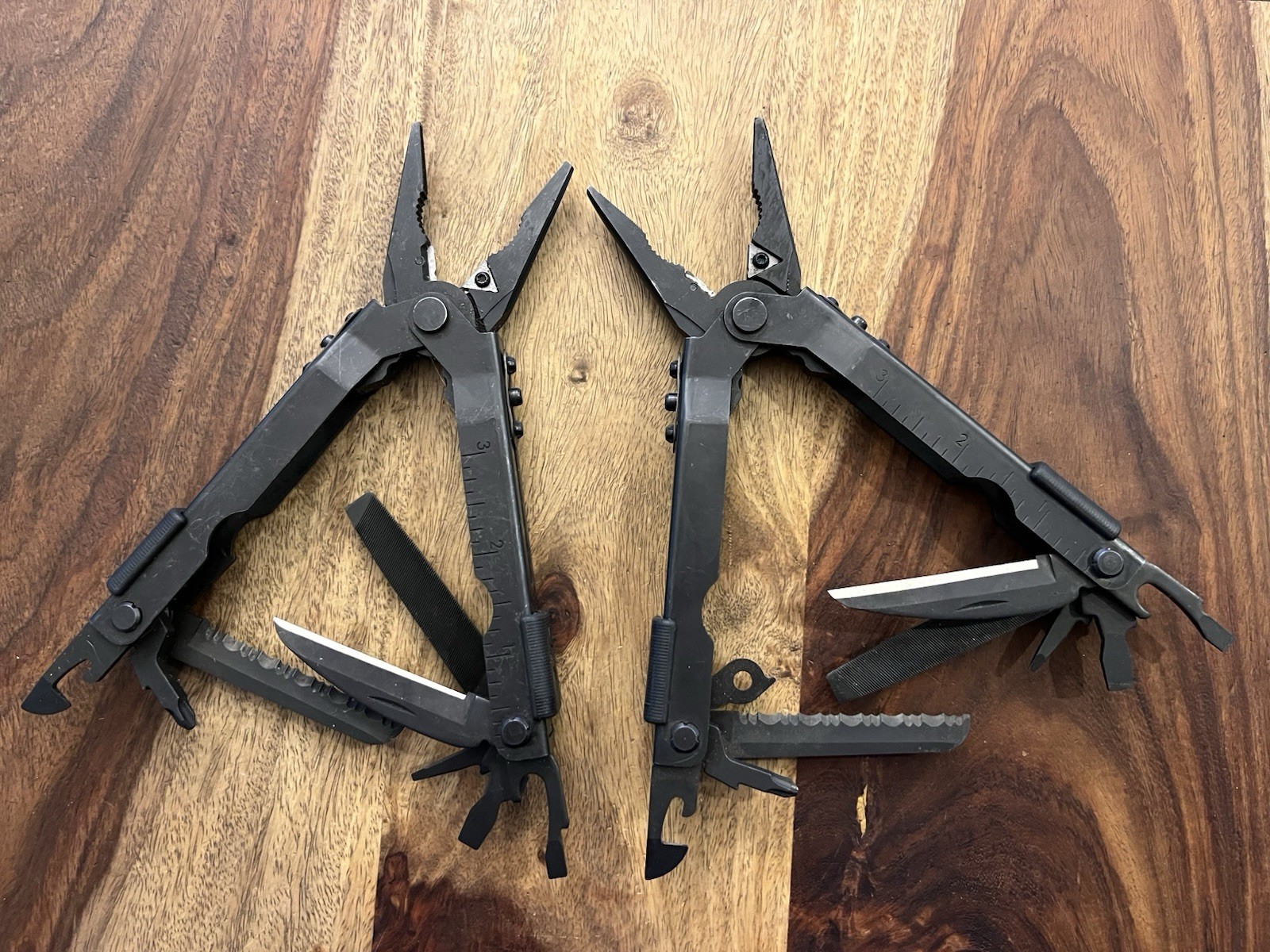 -USA- Gerber Multi Tool MP600 SUPER Nice! w/Gerber Sheath TSA Confiscated Lot 2