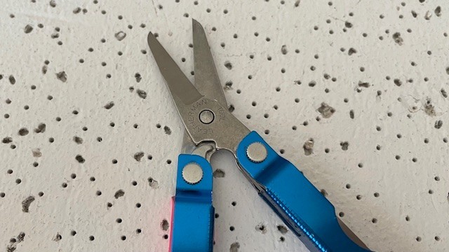 Leatherman Micra Scissors Knife Tweezers File Blue Multi Tool- – – – –
