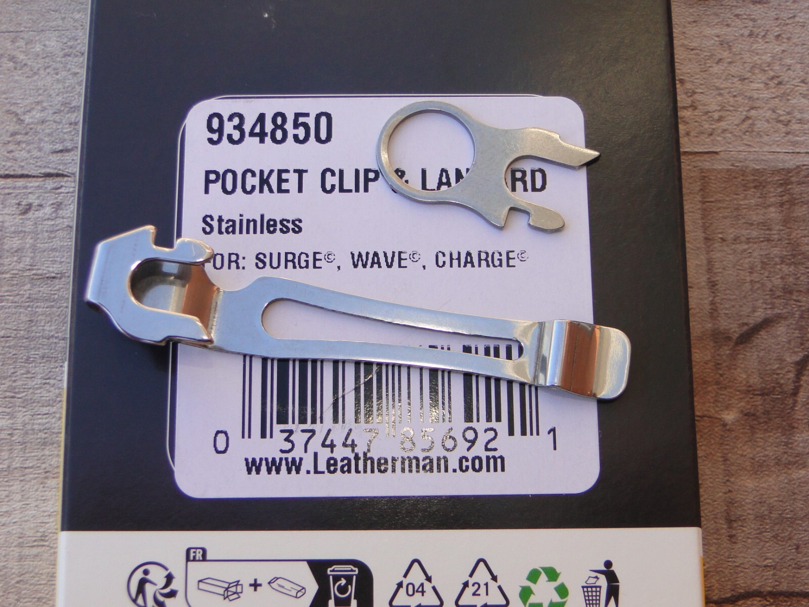 Leatherman® Pocket Clip & Lanyard Stainless For Surge® Wave+® & Charge® 934850