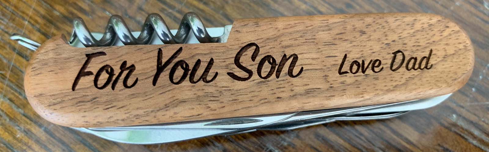 Victorinox Huntsman Swiss Army Knife – Walnut Wood – Personalised