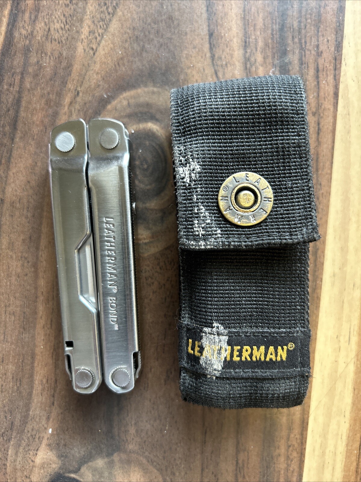 Leatherman Bond , 1 Sheath, Multi-Tool, Pliers, Knife, Stainless, Excellent!