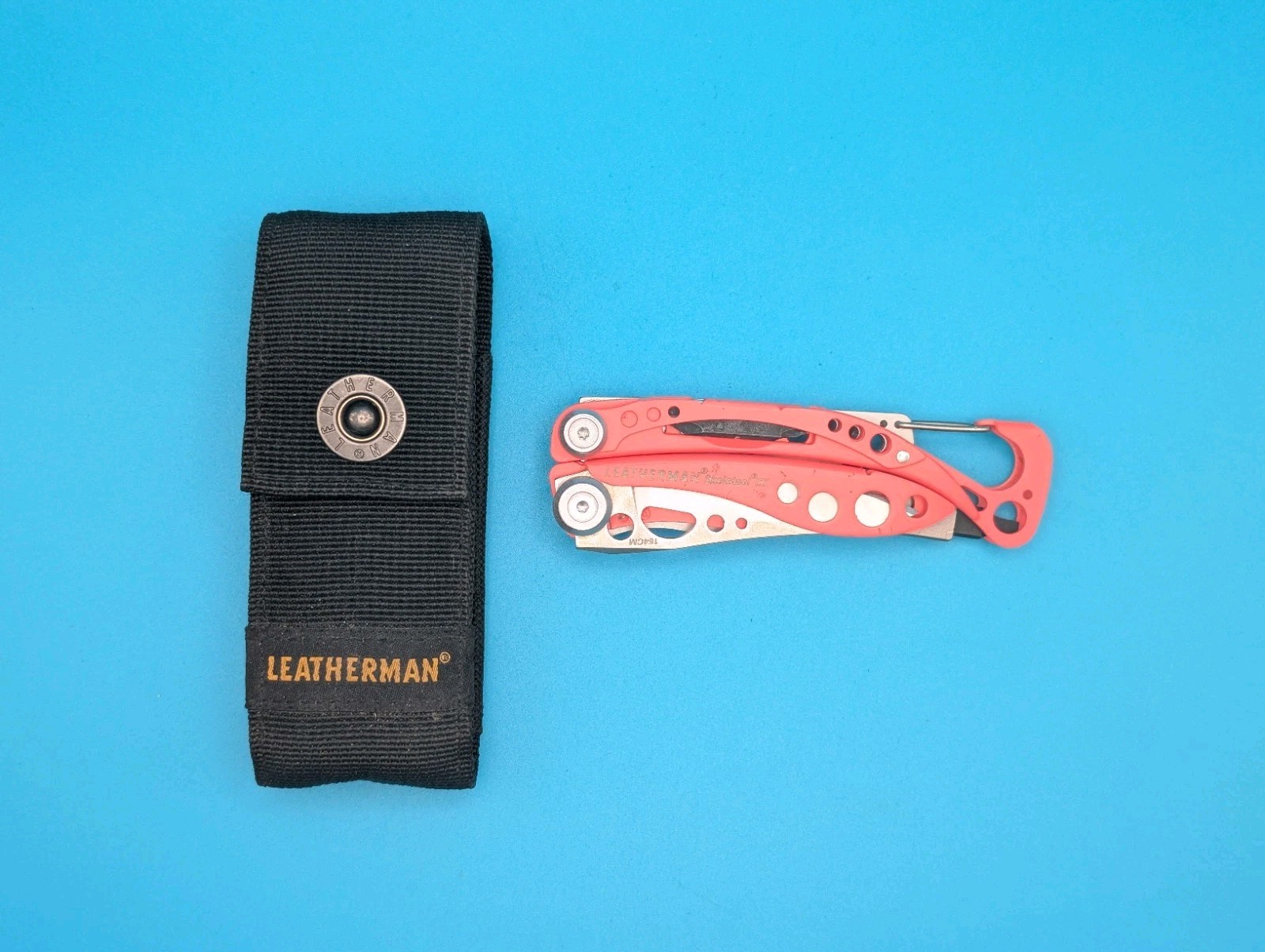 Leatherman Skeletool CX Multitool Plain Edge Knife! WITH SHEATH!