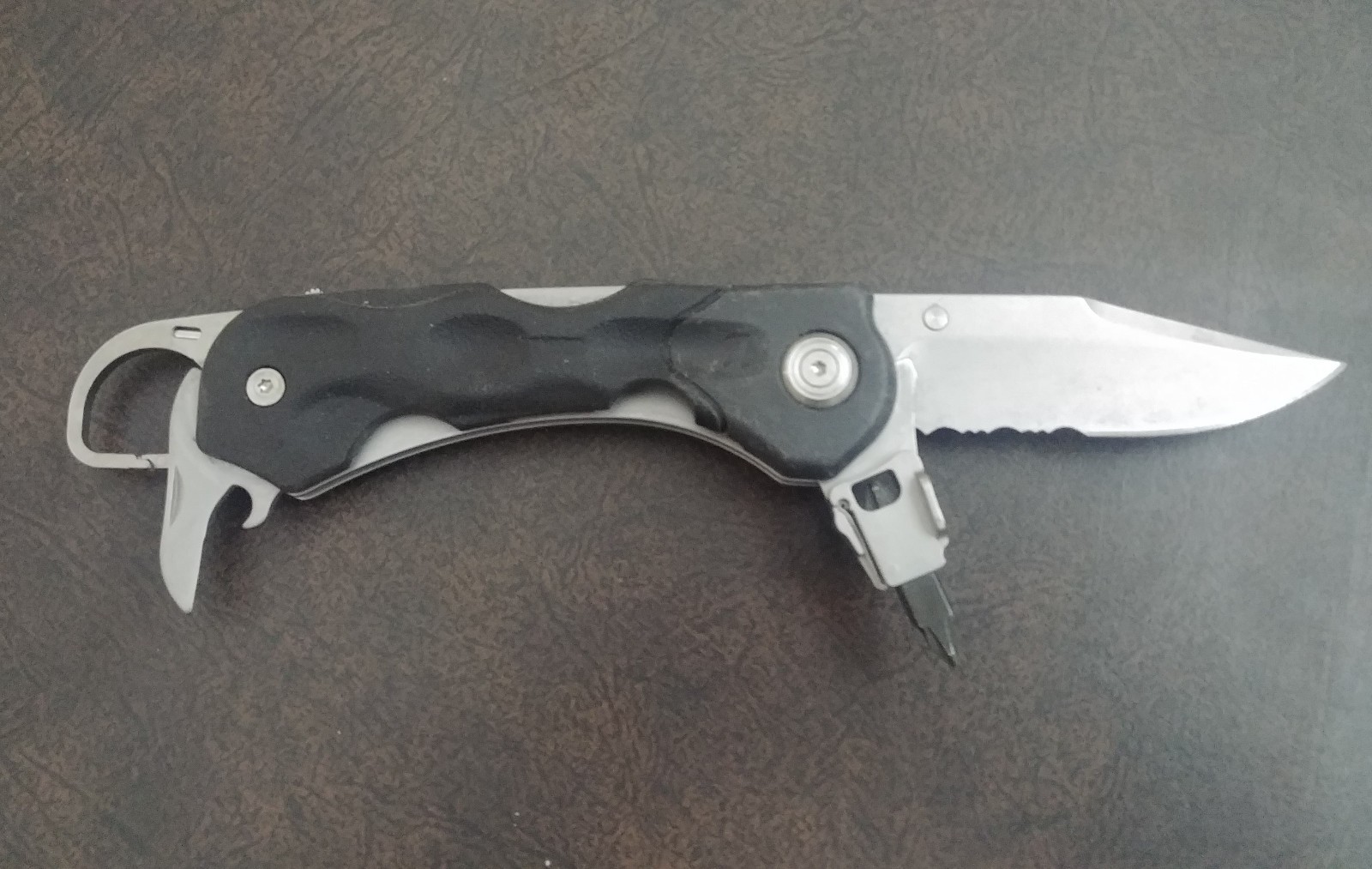 Leatherman H503 Folding Knife Multi-Tool Lockback *Discontinued* 3″ Serrated