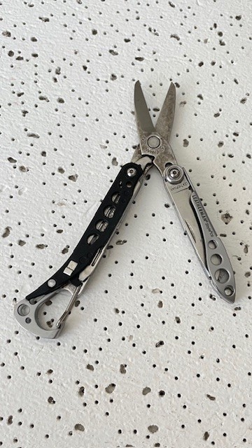 Vintage Leatherman Style CS Black Scissors File Knife Multi Tool – – – – –