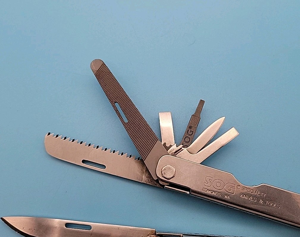 SOG PowerPlier Multi-Tool – Saw, File, Screwdrivers, Pliers, Knife