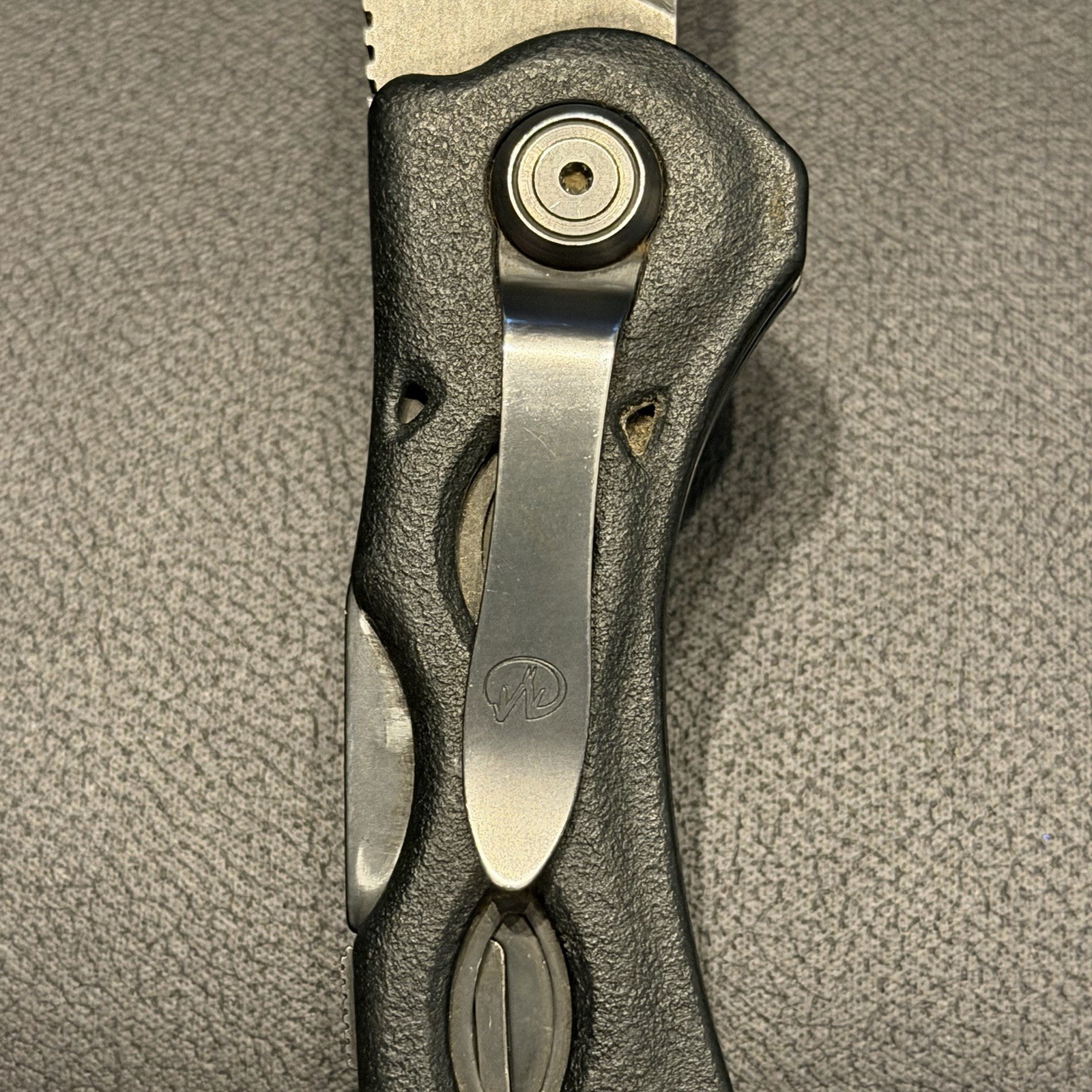 Leatherman K500 154CM Blade w/ Carabiner Lockback Knife Black Blade