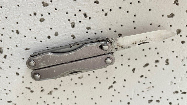 Leatherman SQUIRT S4 Silver Scissors Knife File Multi Tool – – – – –