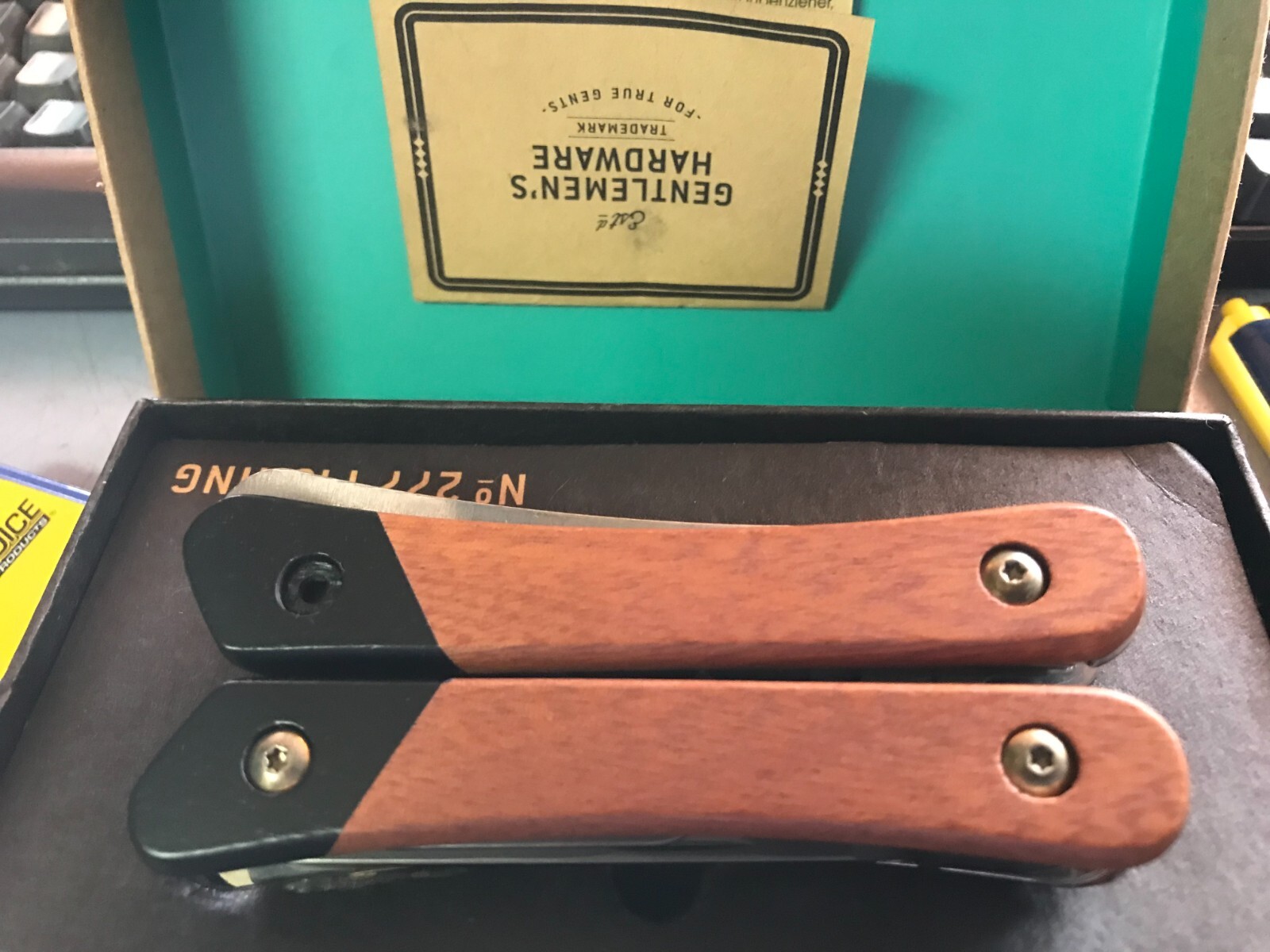 Gentlemen’s Hardware Wood-Handled Multi-Tool,Fishing Essentials 277 SRCATCH/DENT