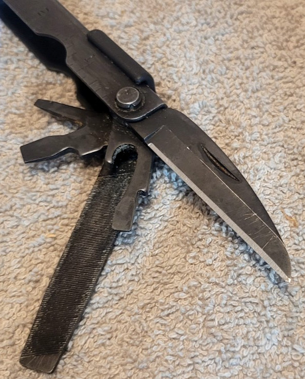 Gerber 0870118T Multiplier 11 Tools, Standard Size, no case – Nice Condition!!!