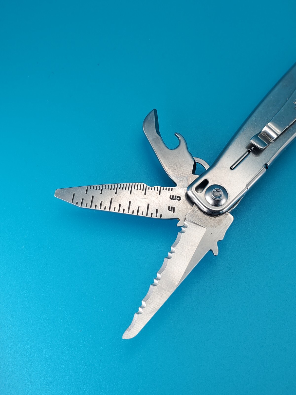 Leatherman Bolster 13 Tool Stainless Steel Multi-Tool! WITH SHEATH! NICE!