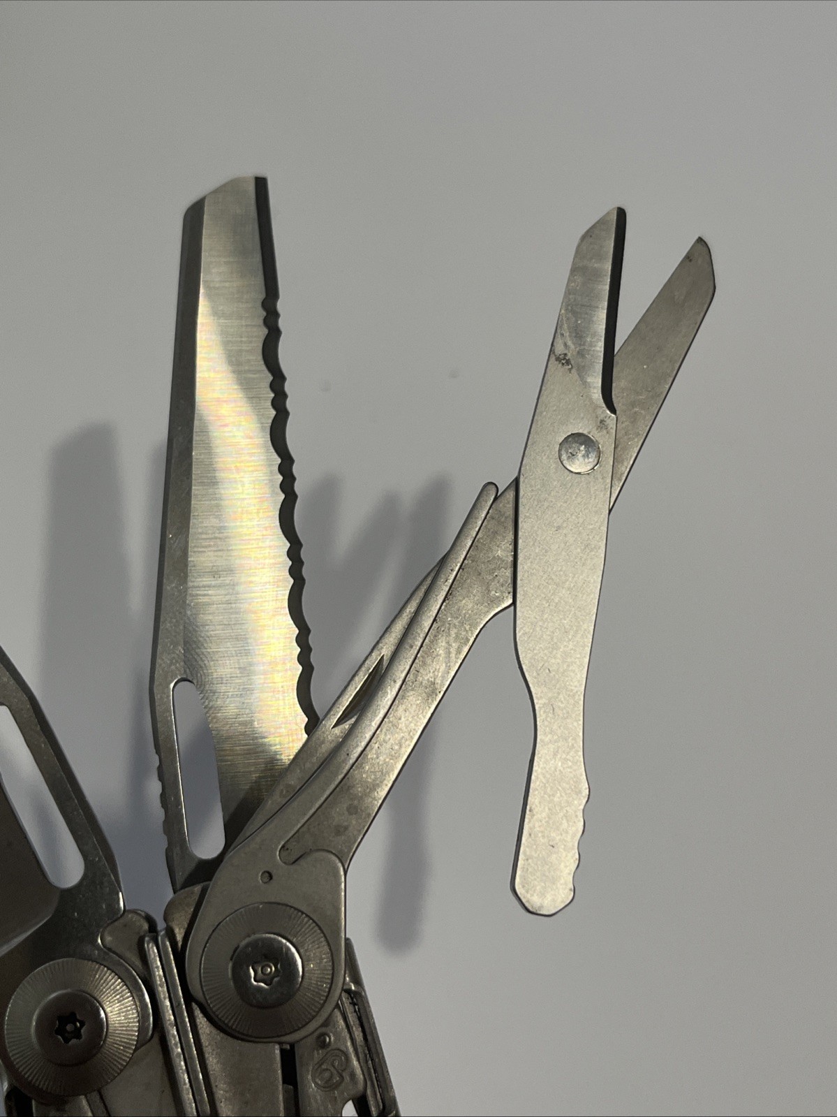 🔥 Awesome Leatherman Surge Multi-Tool Heavy duty Clean