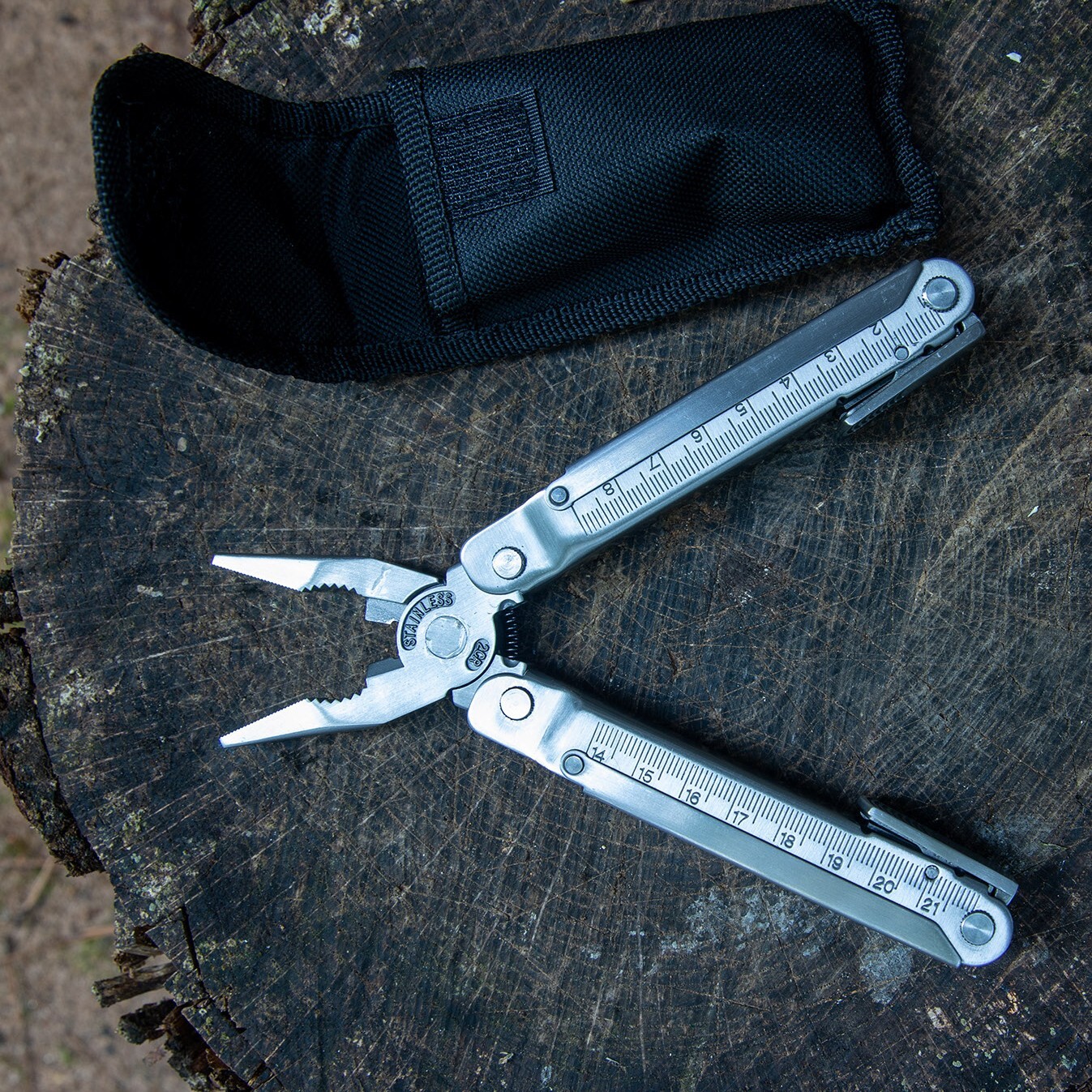 Multitool 14 in1 – Multifunctional Knife and Pliers – All in One Multi tool