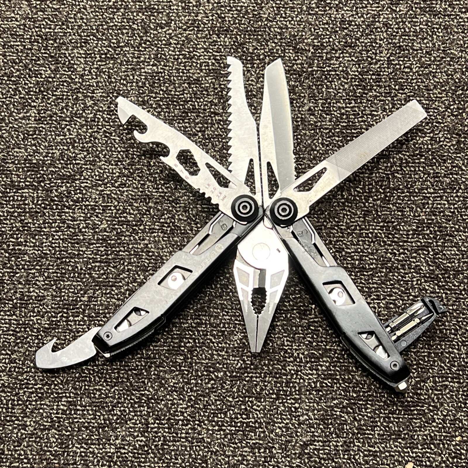 B/Bury Multi-Tool File Pliers Screwdrivers Glass Break