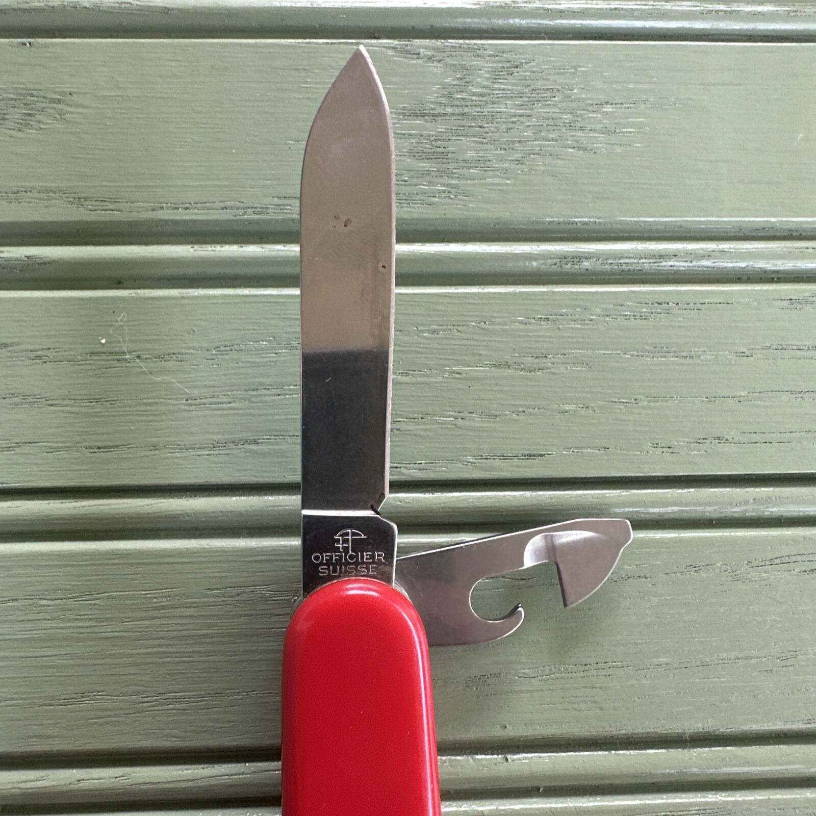 1976-1985 Red Victorinox Huntsman Swiss Army Knife, fish, hike, camp, EDC