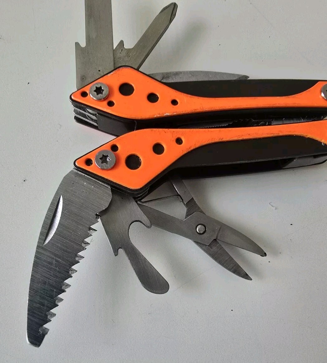 Cabella’s Orange multitool
