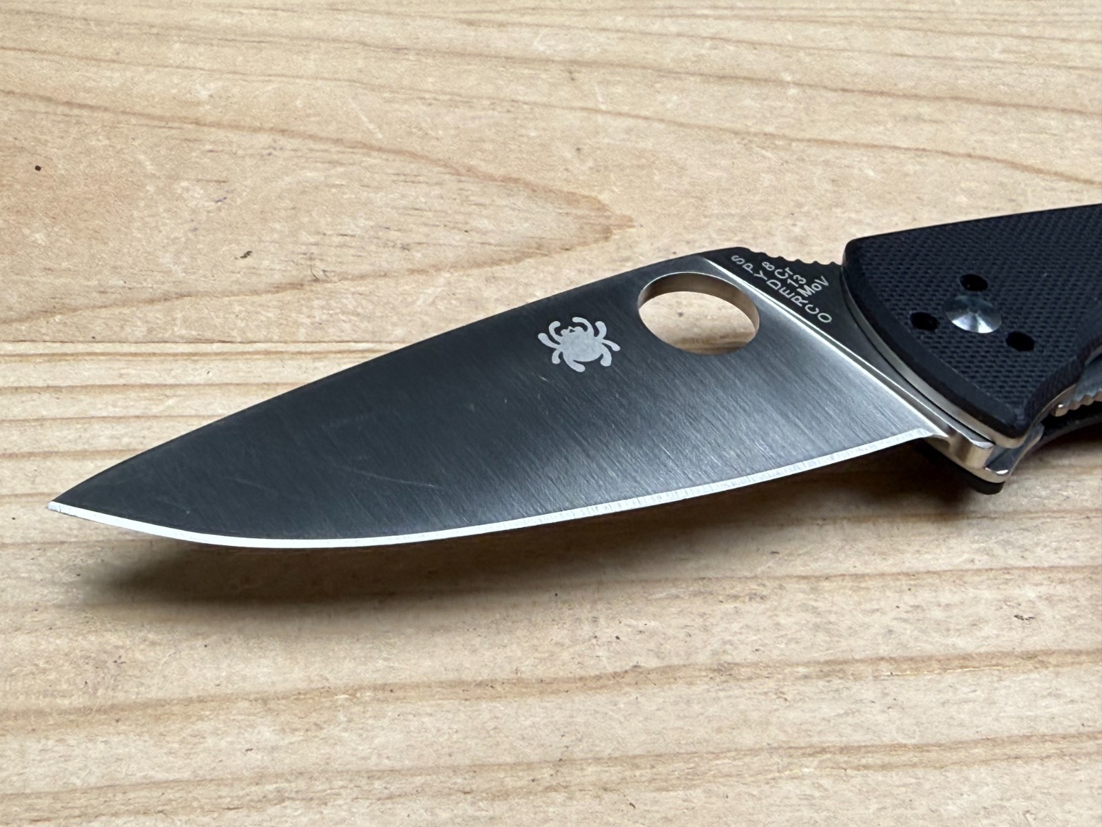 Spyderco Tenacious 8Cr13MoV Straight Edge Black G-10 Blade Folding Pocket Knife