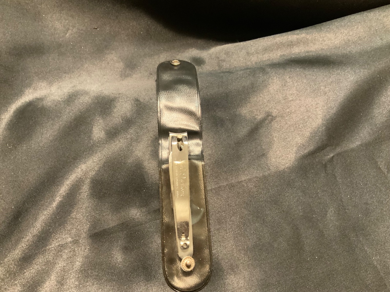 LM Dickson 6 in 1 fisherman’s tool with cover