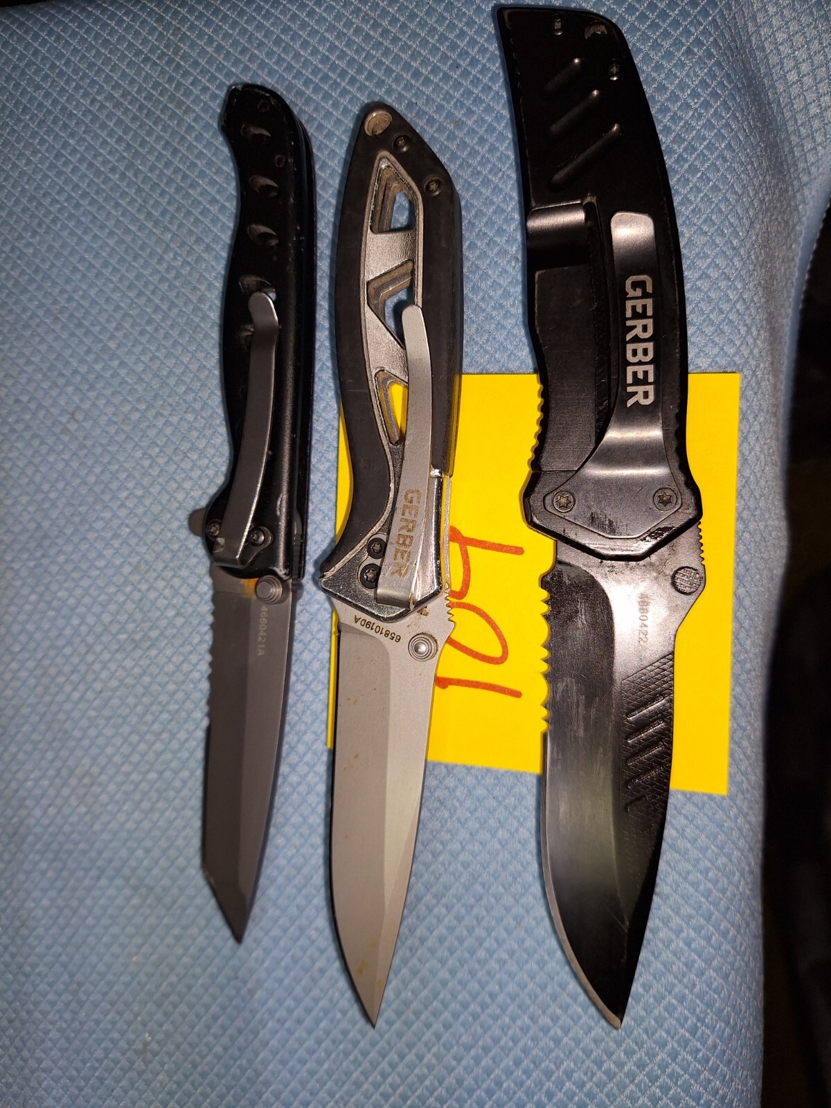 3 Gerber Pocket Knives AIRPORT CONFISCATION Loc 104