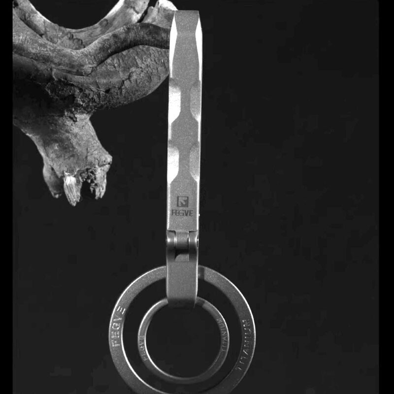 Titanium Alloy Quick Release Key Ring Keychain Belt Buckle Car Pendant EDC Tools