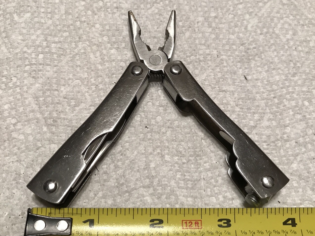 Unbranded Stainless Multi-purpose Tool Kit. 5-tool, Spring Loaded