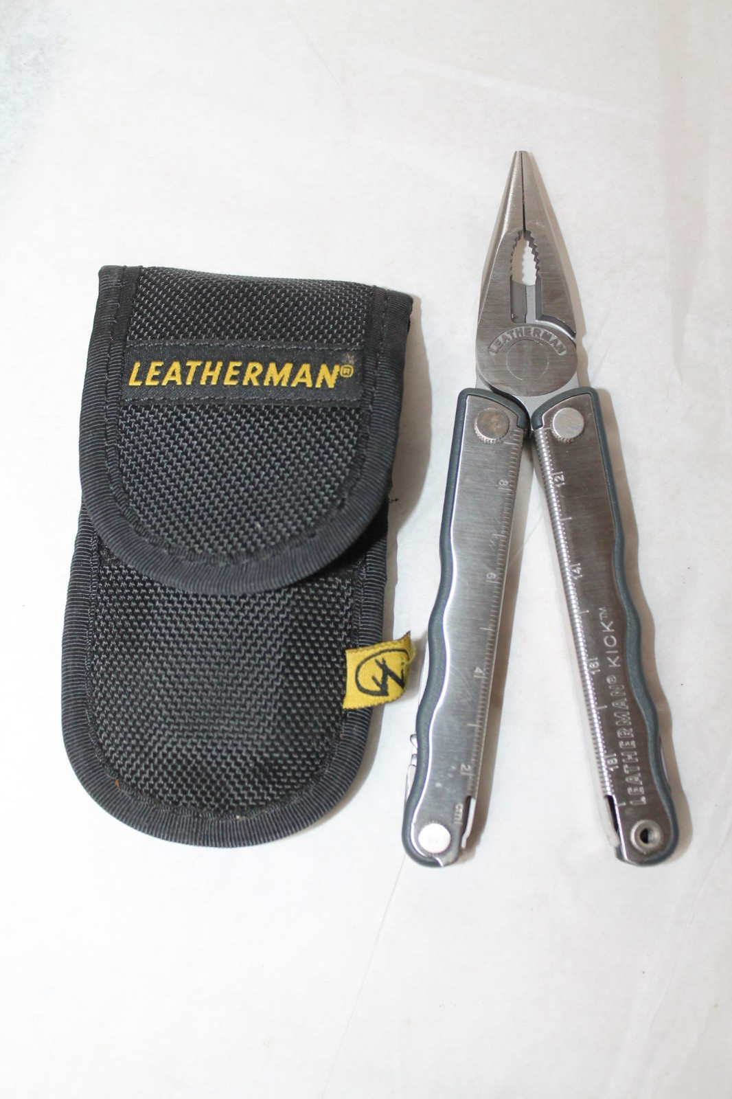 Leatherman Kick Multi Tool Pliers Knife w/Sheath