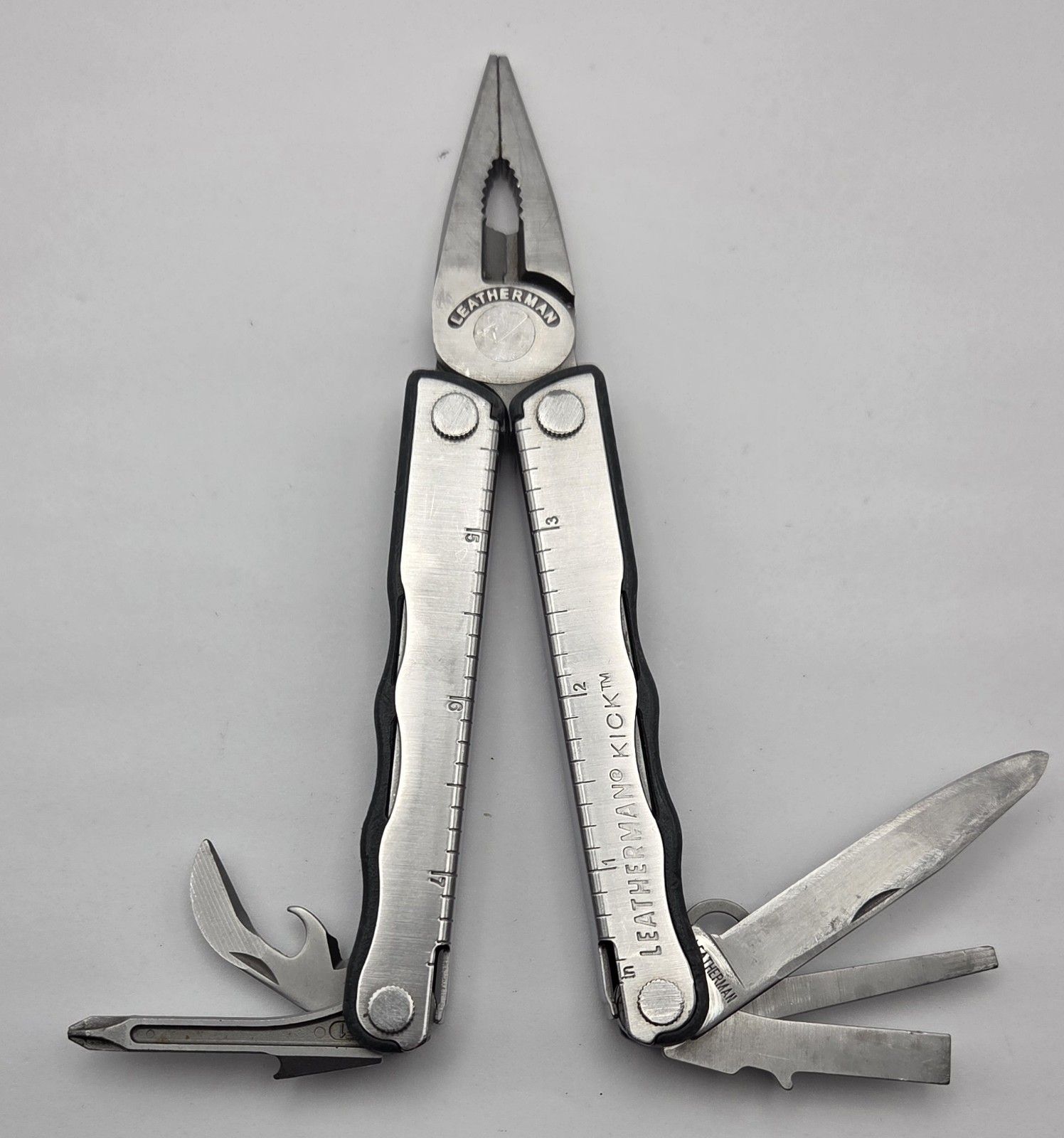 Retired Leatherman Kick Stainless Steel Multi Tool – Silver
