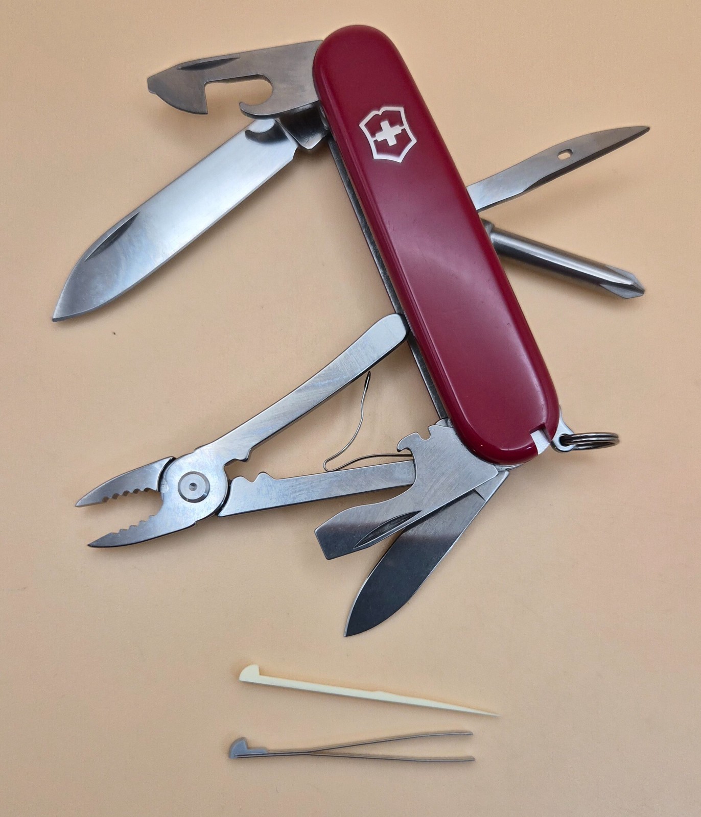 Victorinox MECHANIC Swiss Army Knife – Good Condition