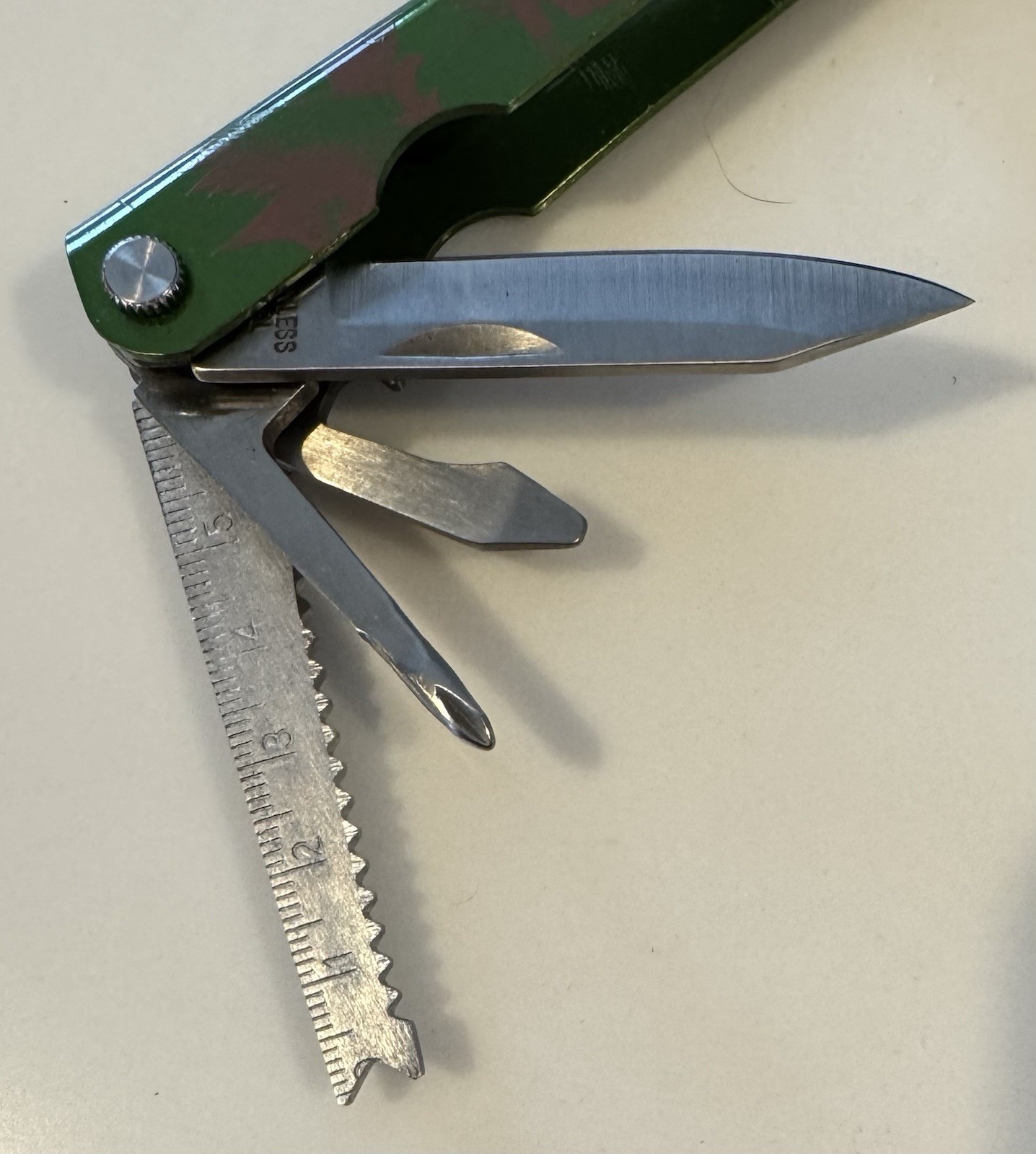 Multitool w/ Pliers Knife Screwdrivers Bottle Opener Saw Ruler Sheath Flashlight