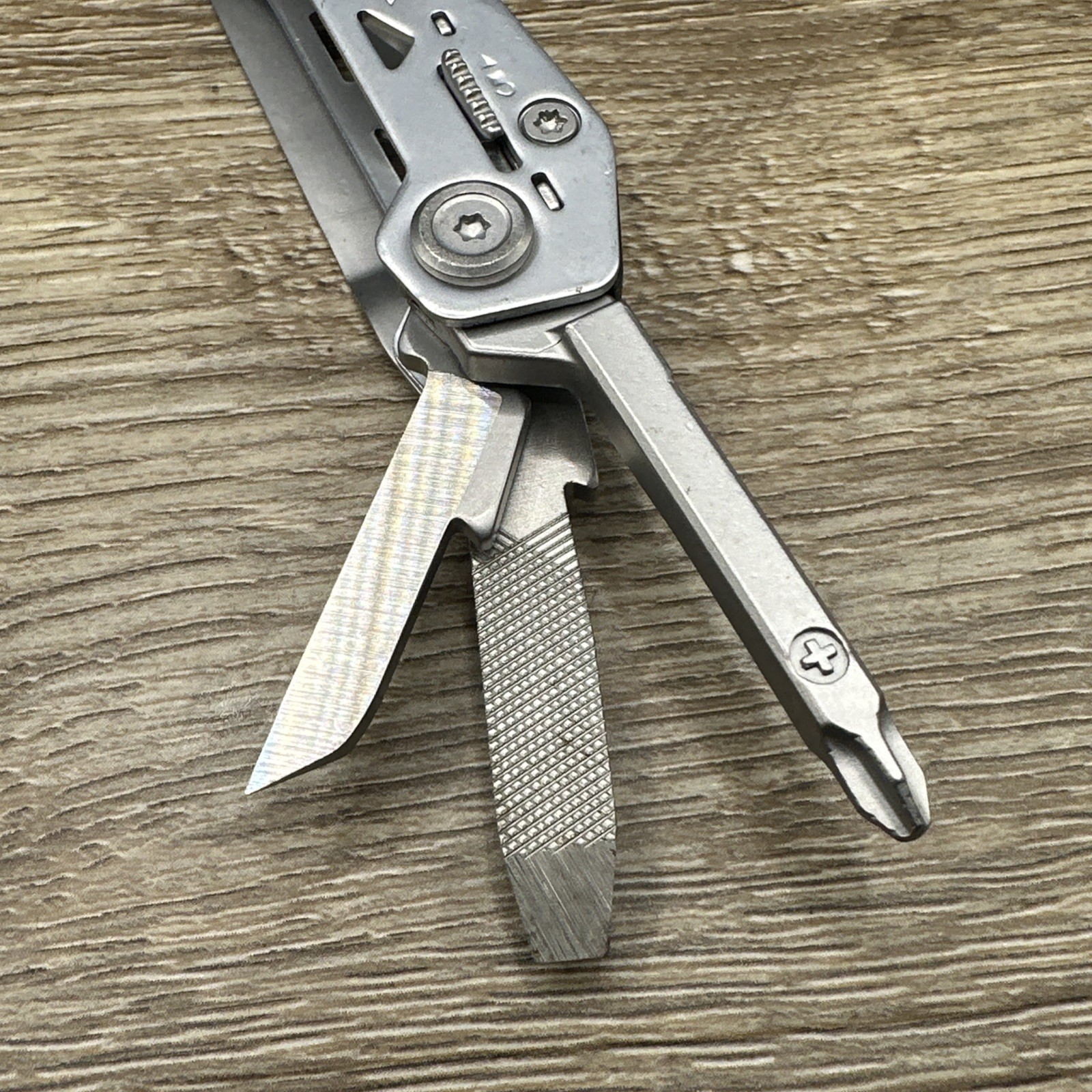 Gerber Suspension NXT Stainless 9 Tool Multi-Tool Pliers Used