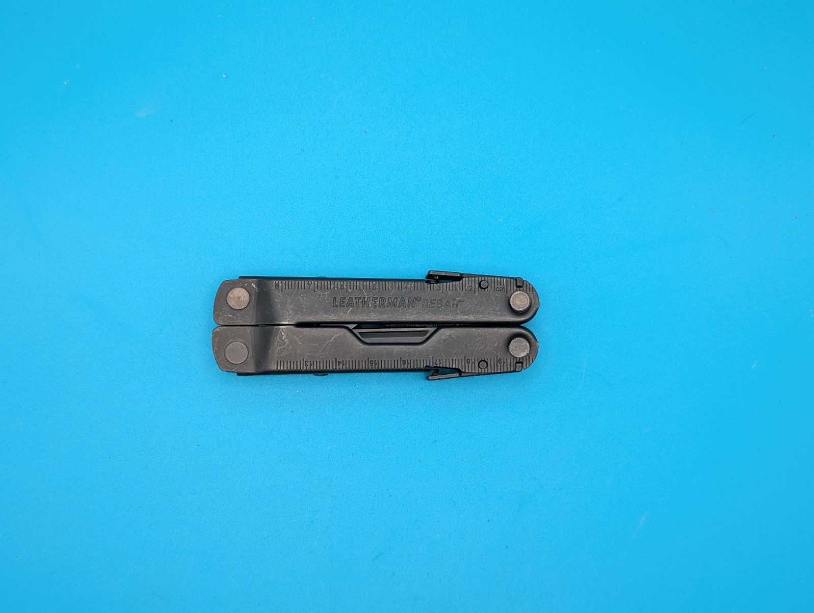 Leatherman Rebar Multi-Tool! Free Shipping! BLACK OXIDE! WITH SHEATH!