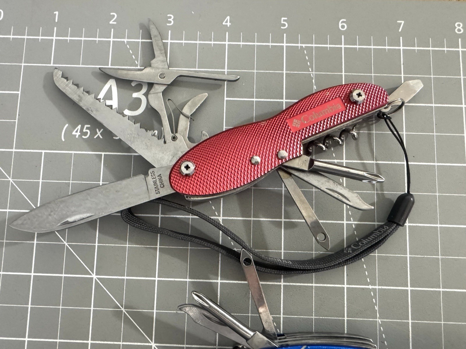 Lot of 3 COLUMBIA Blue/Red Aluminum Handle Keychain Multi-Tools with BONUS