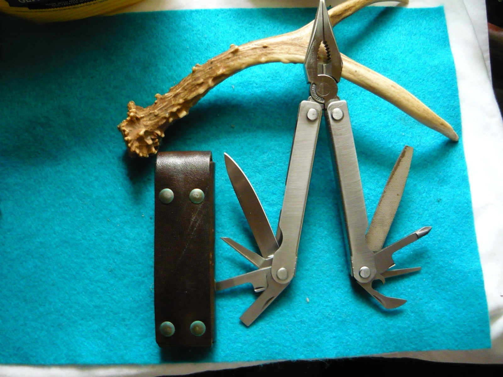 ***Leatherman BIG LETTER PST Multi-Tool -Japan w/ SHEATH
