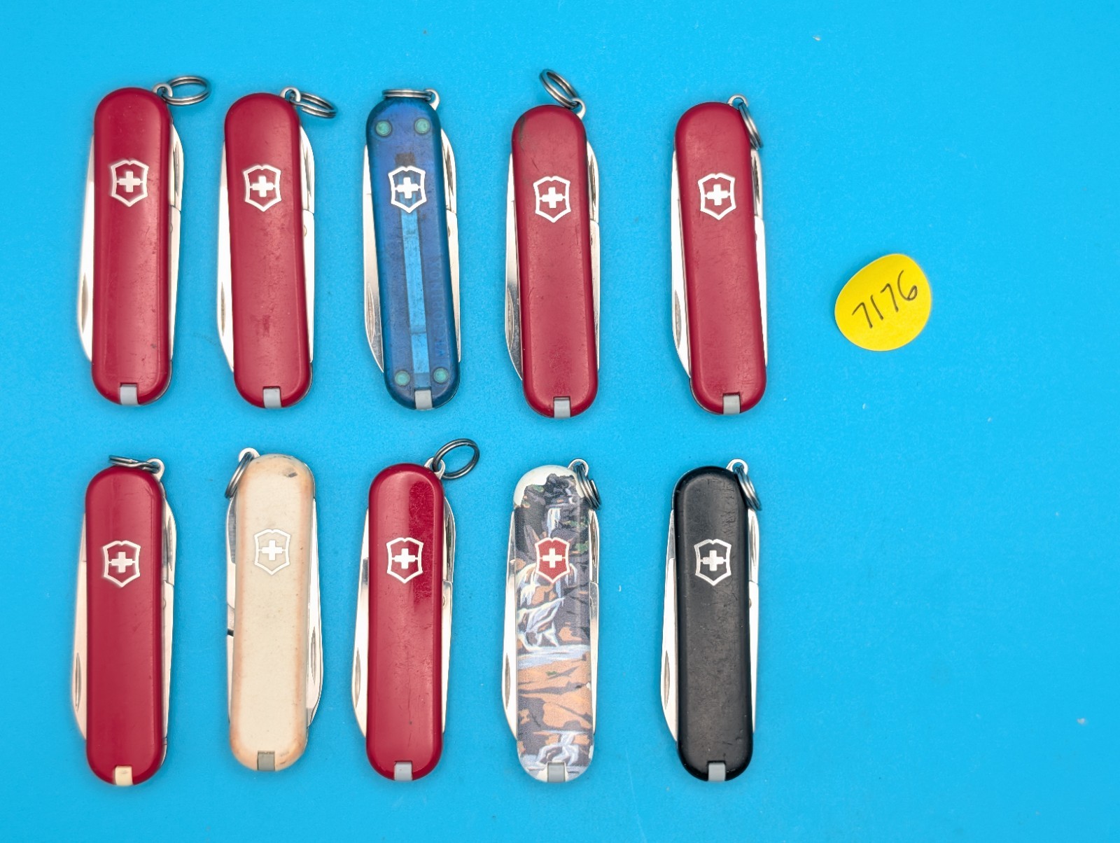 Lot of 10 Victorinox Classic Swiss Army Knife Multi Tools!