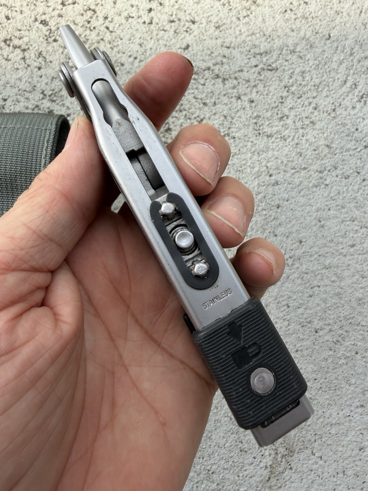 GERBER MP600 MULTI-PLIER TOOL MILITARY, HUNTERS SILVER W/ACU CASE/POUCH EXC.!