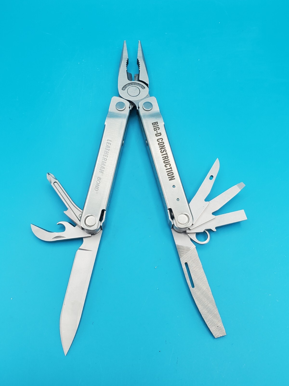 LEATHERMAN Bond Multitoo! With Sheath! BIG-D CONSTRUCTION