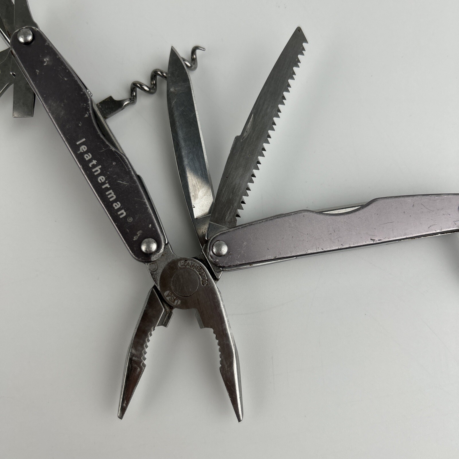 Leatherman Juice CS4 Gray Multitool EDC Fishing Camping Hunting Survival 15 Tool