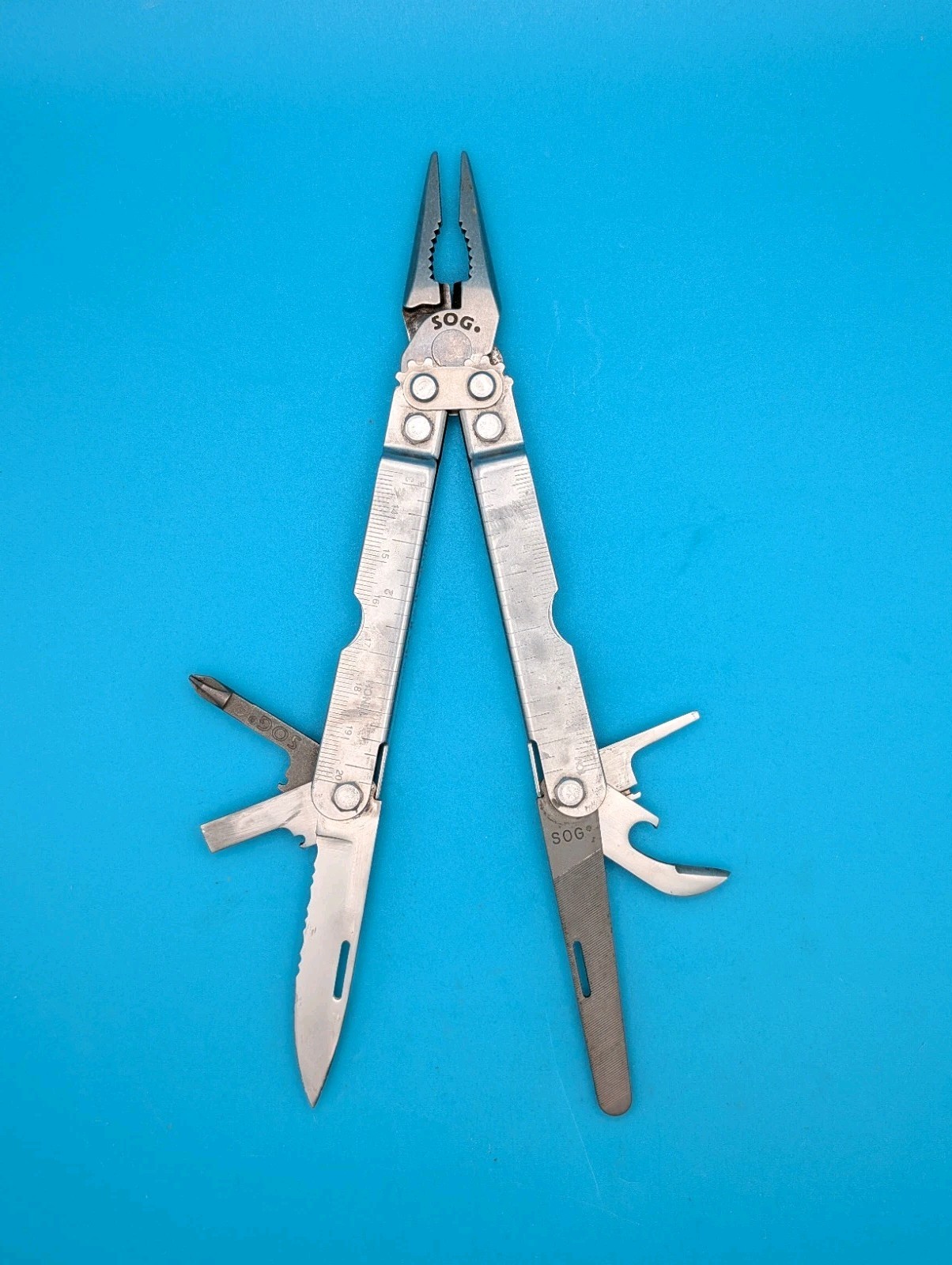 SOG Specialty Knives & Tools Multi Tool Lynnwood WA USA