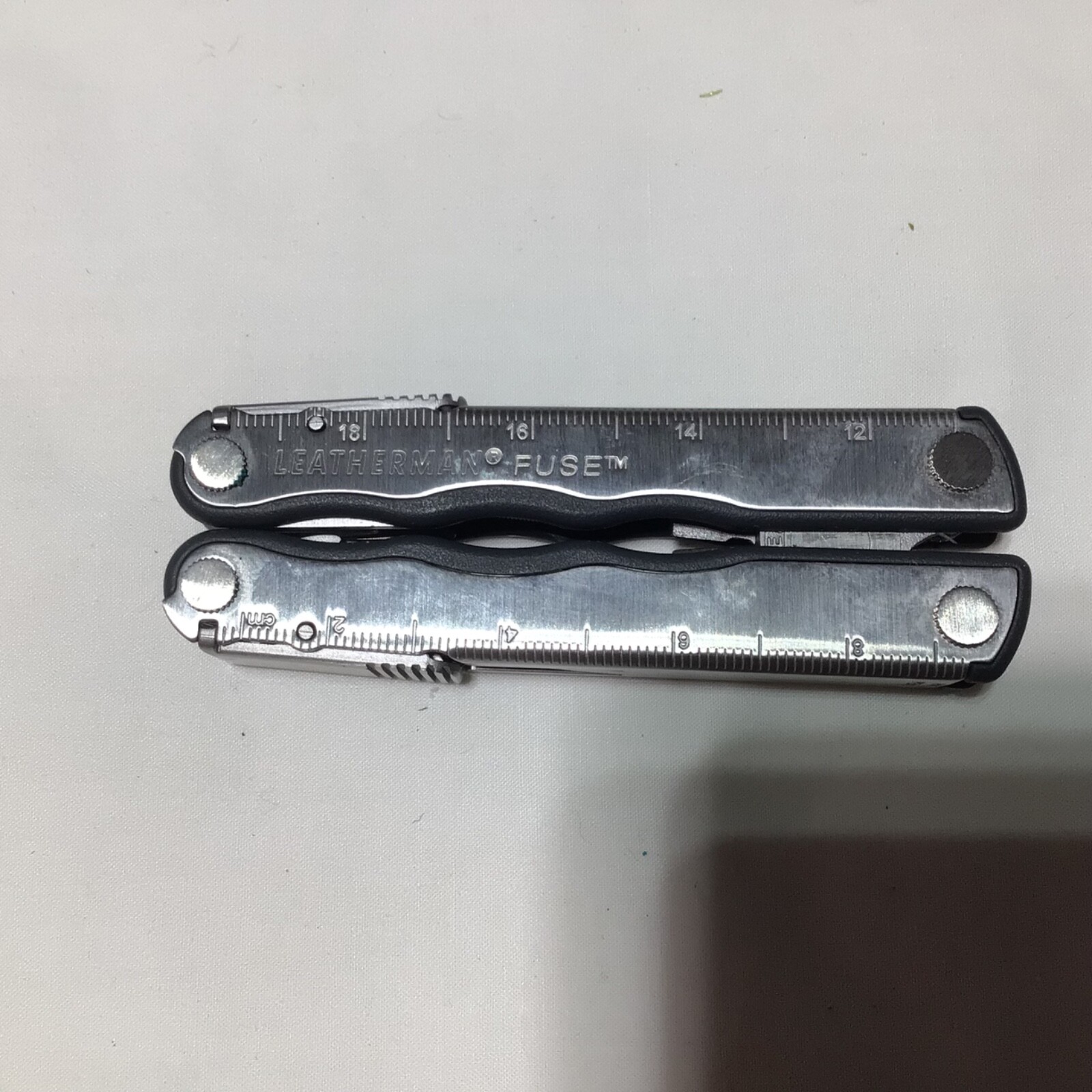 leatheman fuse multi tool with case