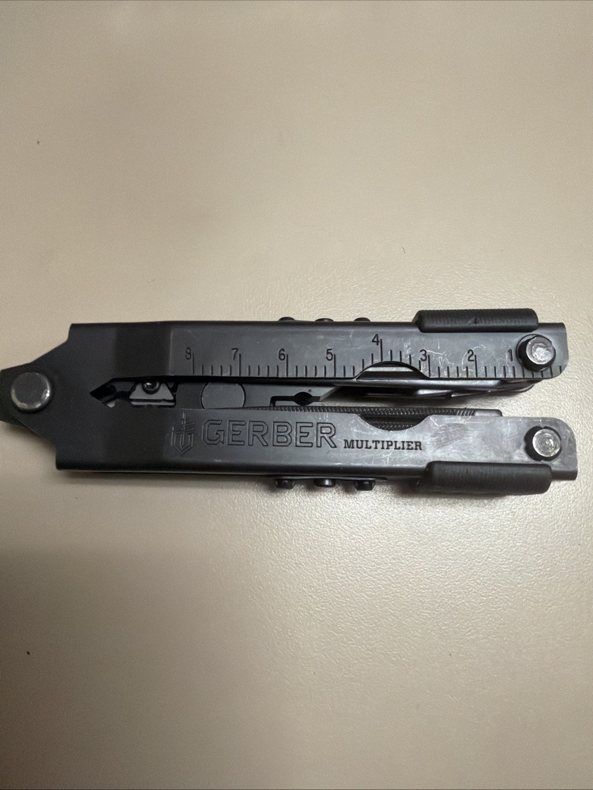Gerber Multi-Plier 600 Bluntnose Black Stainless Steel Pliers Screwdriver Knife