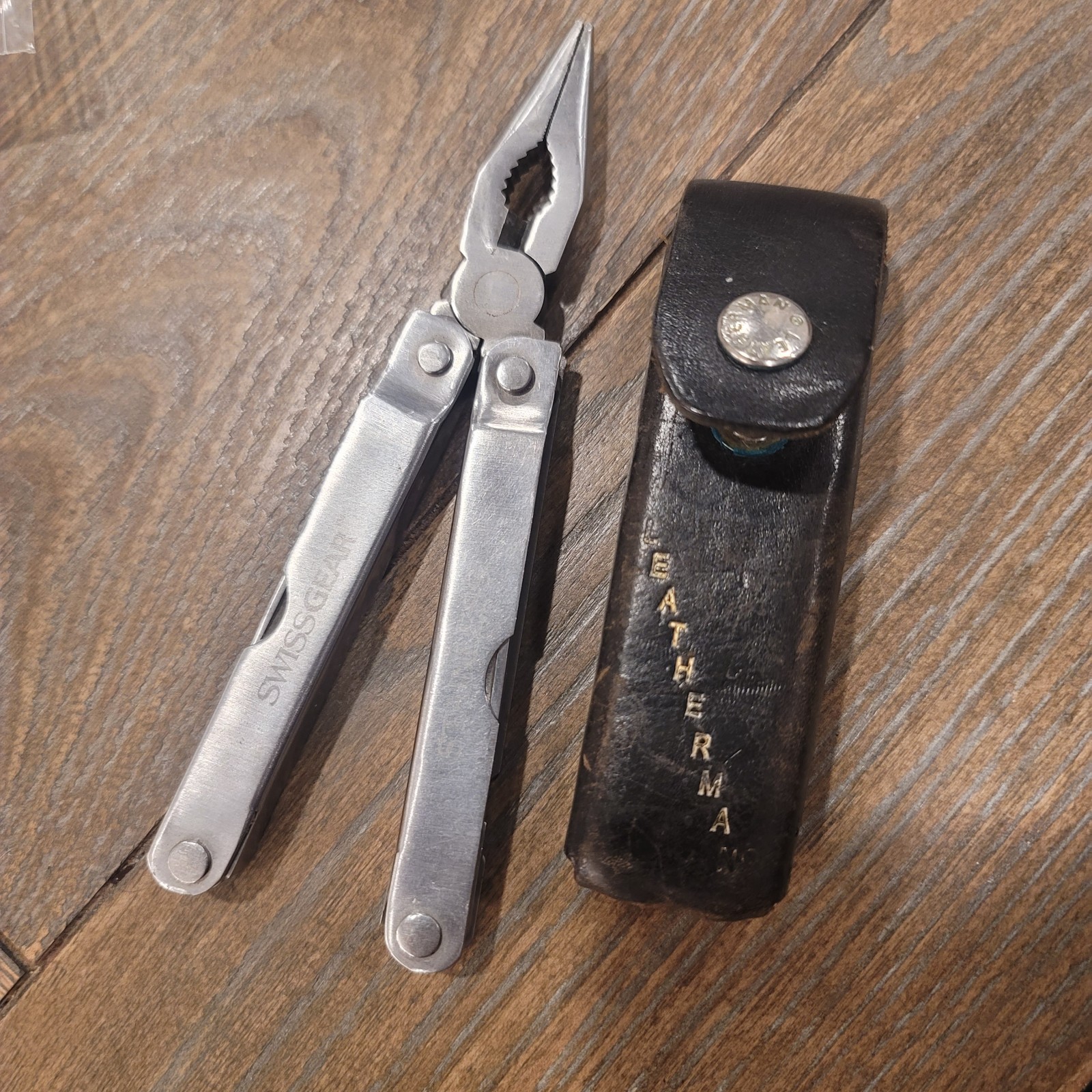 SwissGear Stainless Steel Multi-Tool with Pliers, Knife, File, Screwdriver