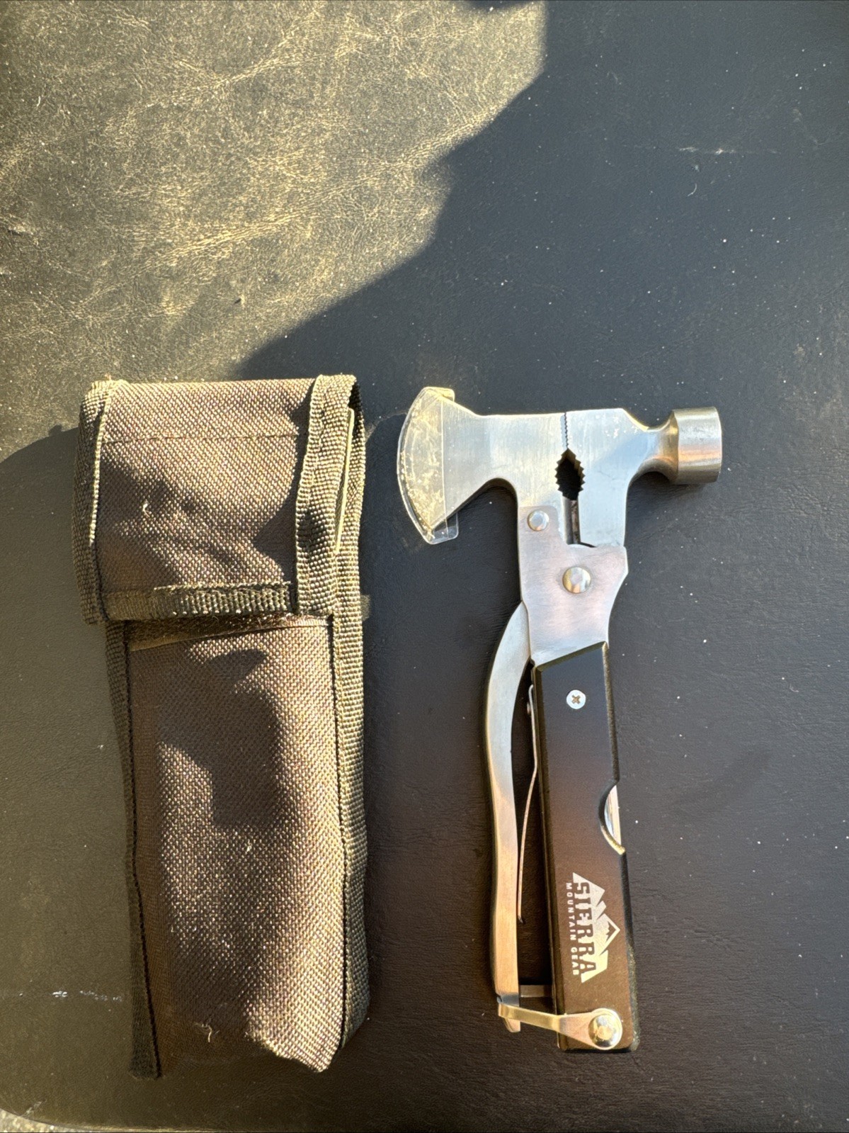Sierra Mountain Gear 16 in 1 Hatchet Hammer pliers multitool camping hiking