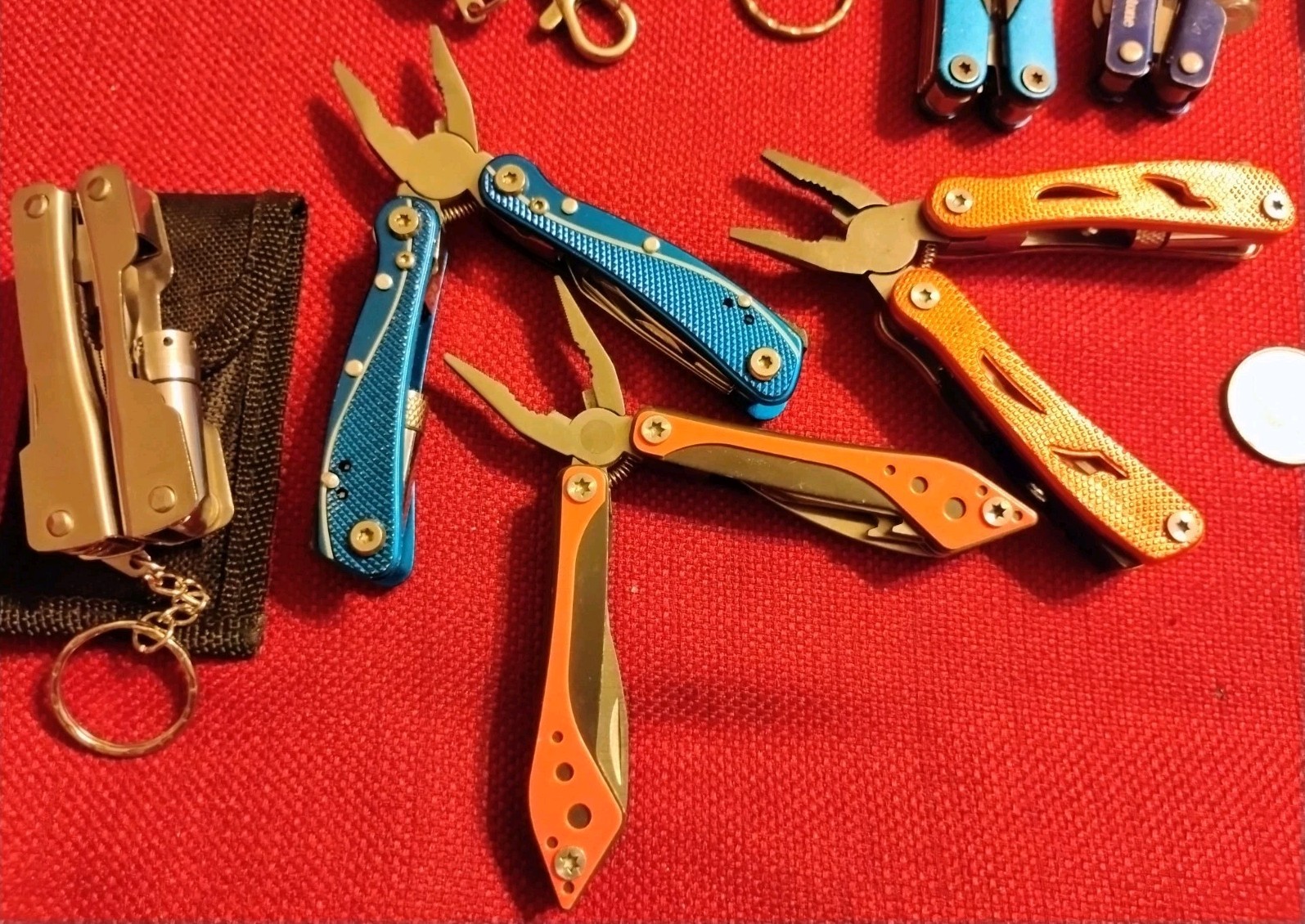 Multitool smaller size 14pc lot working EDC camping Cabelas flashlight Columbia