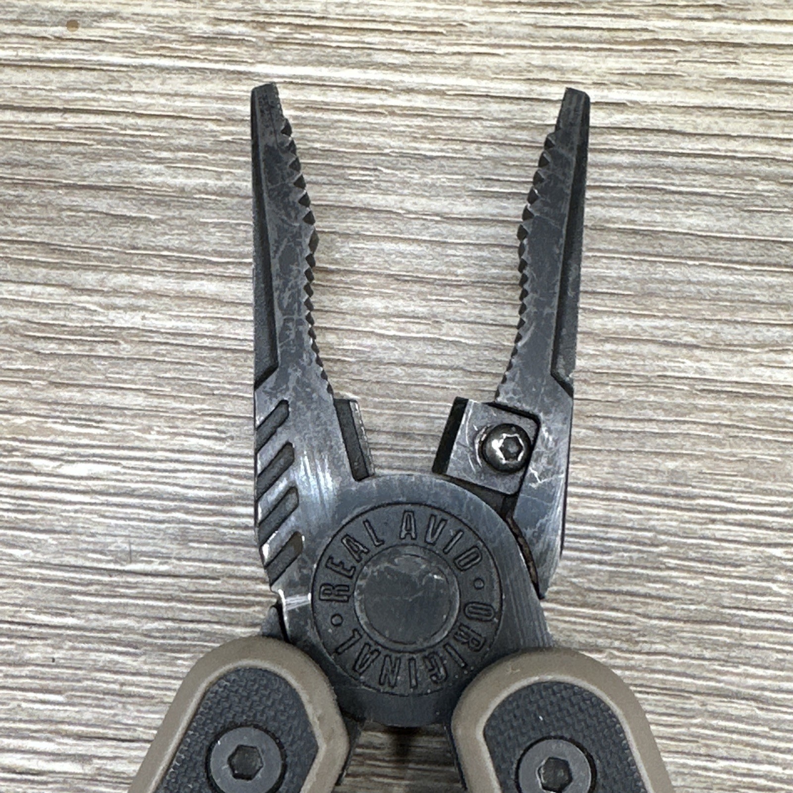 Real Avid Multi-Tool AR15 Hunting Rifle Tool Pliers Knife More!