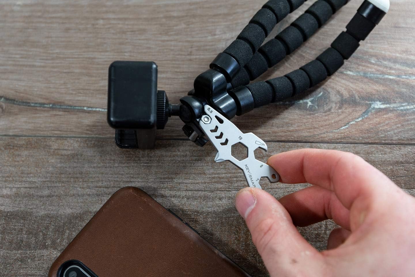 KeySmart AllTul Shark 4-in-1 Everyday Carry Multi-Purpose Keychain Multitool