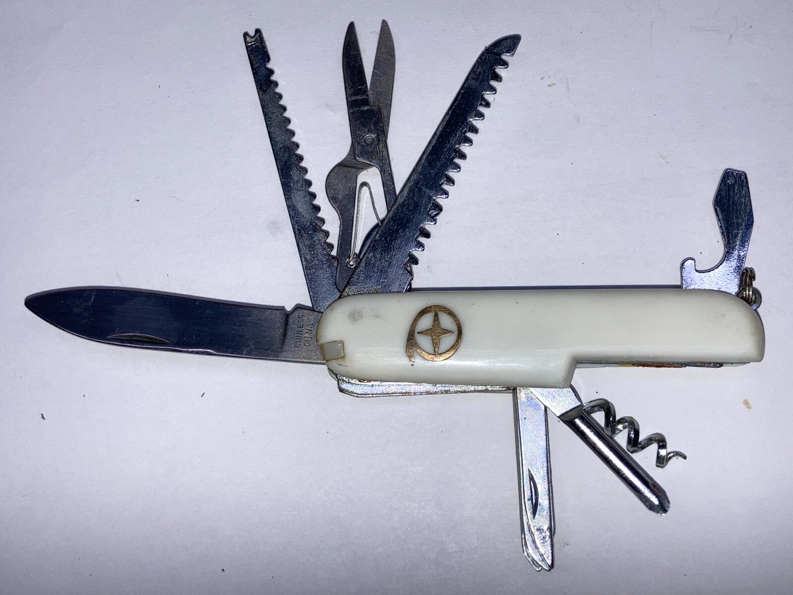 13-Function White Camping Knife (New, Dealer Old Stock Circa 1998) K-5011W